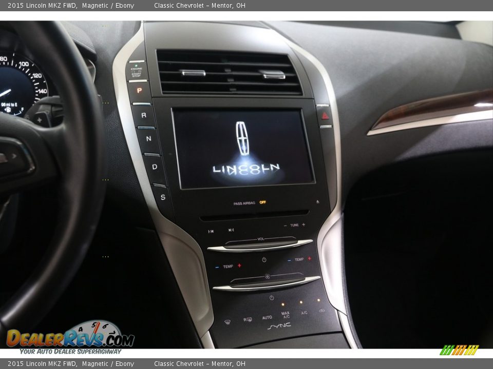 Controls of 2015 Lincoln MKZ FWD Photo #9