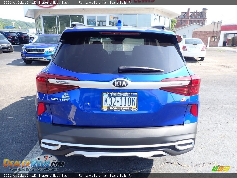 2021 Kia Seltos S AWD Neptune Blue / Black Photo #8