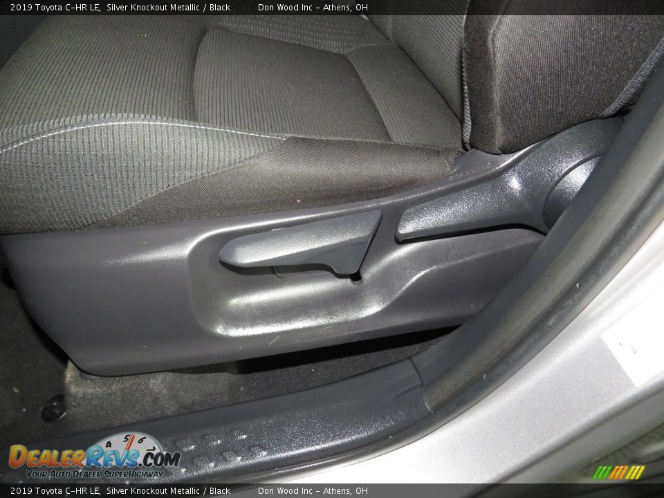 2019 Toyota C-HR LE Silver Knockout Metallic / Black Photo #18