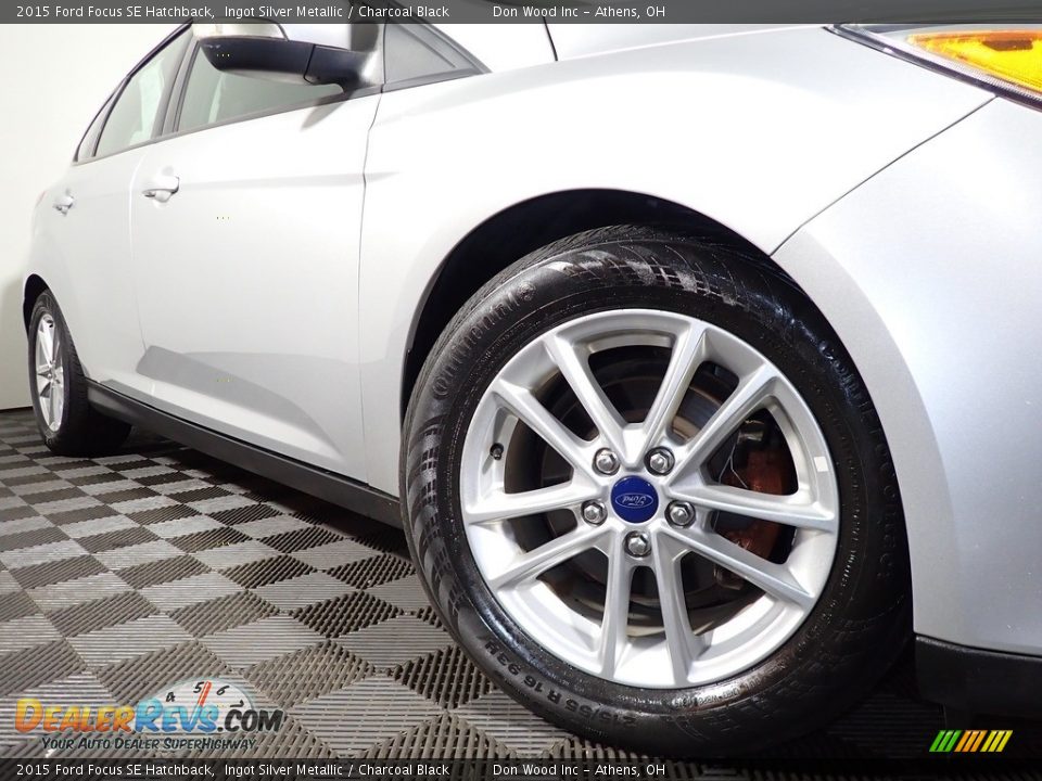 2015 Ford Focus SE Hatchback Ingot Silver Metallic / Charcoal Black Photo #3