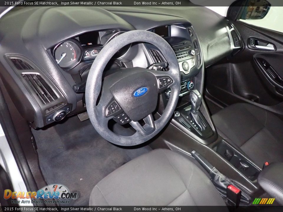 2015 Ford Focus SE Hatchback Ingot Silver Metallic / Charcoal Black Photo #19