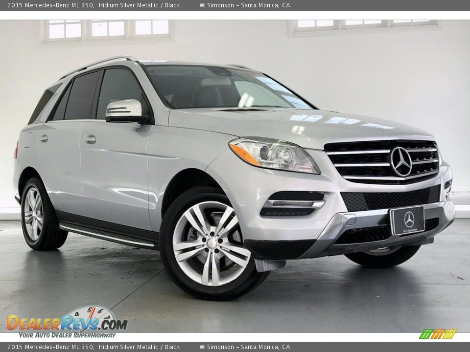 Front 3/4 View of 2015 Mercedes-Benz ML 350 Photo #34
