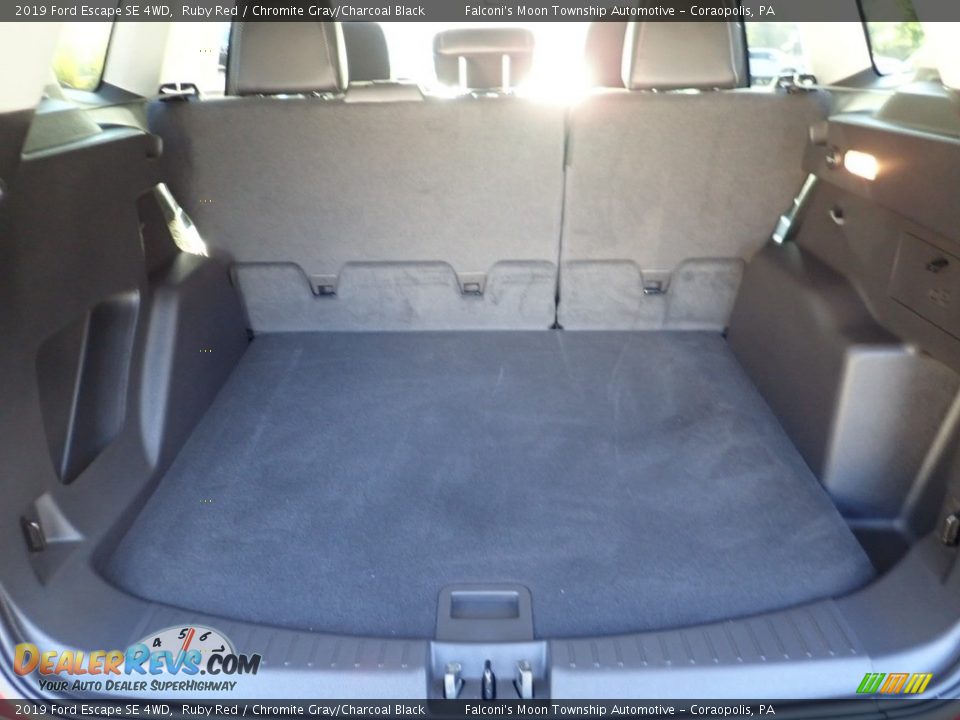 2019 Ford Escape SE 4WD Ruby Red / Chromite Gray/Charcoal Black Photo #4