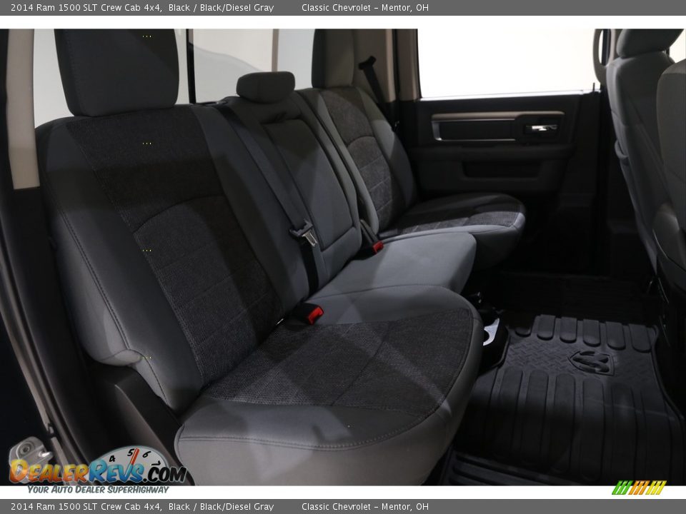 2014 Ram 1500 SLT Crew Cab 4x4 Black / Black/Diesel Gray Photo #17