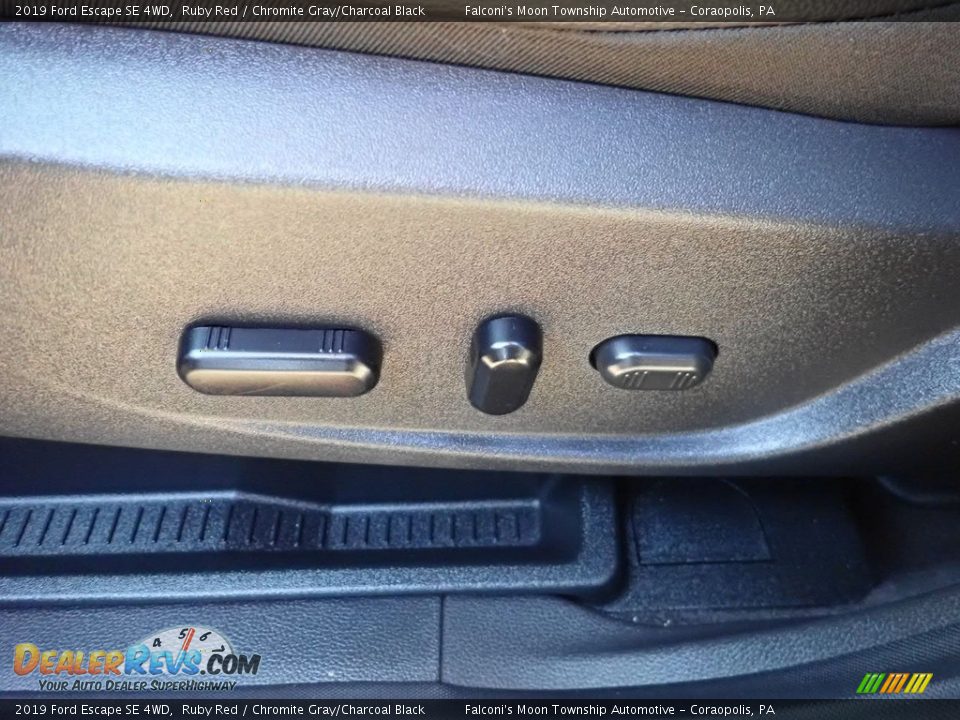 2019 Ford Escape SE 4WD Ruby Red / Chromite Gray/Charcoal Black Photo #20
