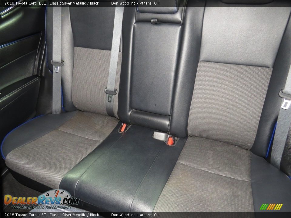 2018 Toyota Corolla SE Classic Silver Metallic / Black Photo #19