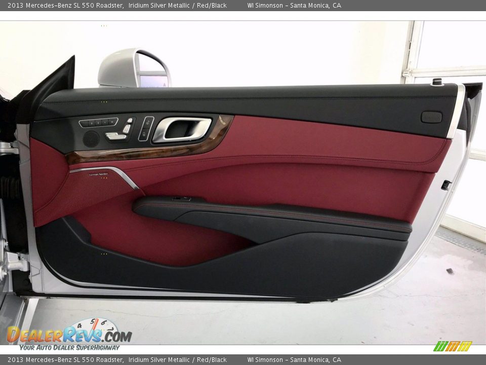 2013 Mercedes-Benz SL 550 Roadster Iridium Silver Metallic / Red/Black Photo #28