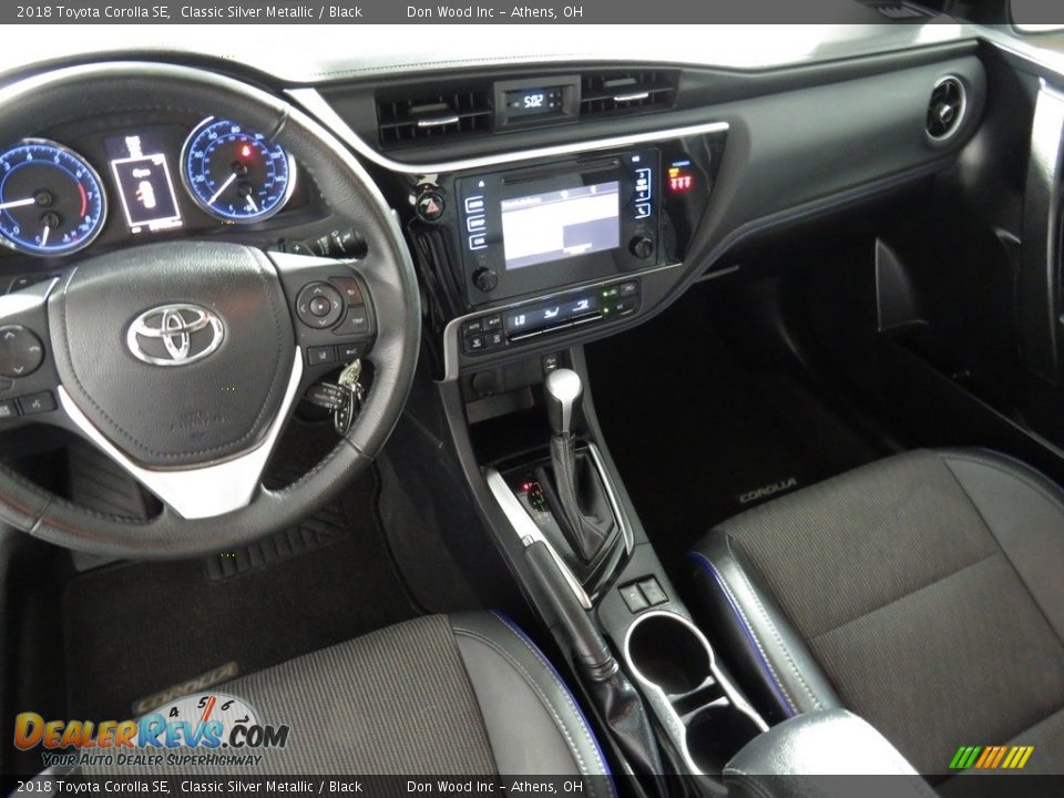 2018 Toyota Corolla SE Classic Silver Metallic / Black Photo #30