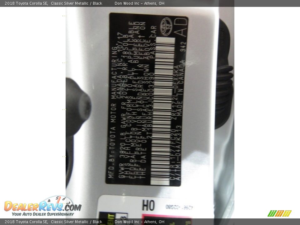 2018 Toyota Corolla SE Classic Silver Metallic / Black Photo #32