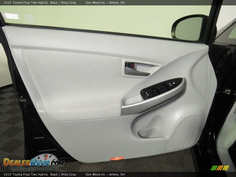 2015 Toyota Prius Two Hybrid Black / Misty Gray Photo #17
