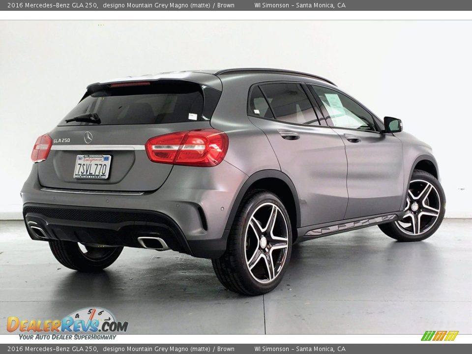 2016 Mercedes-Benz GLA 250 designo Mountain Grey Magno (matte) / Brown Photo #16
