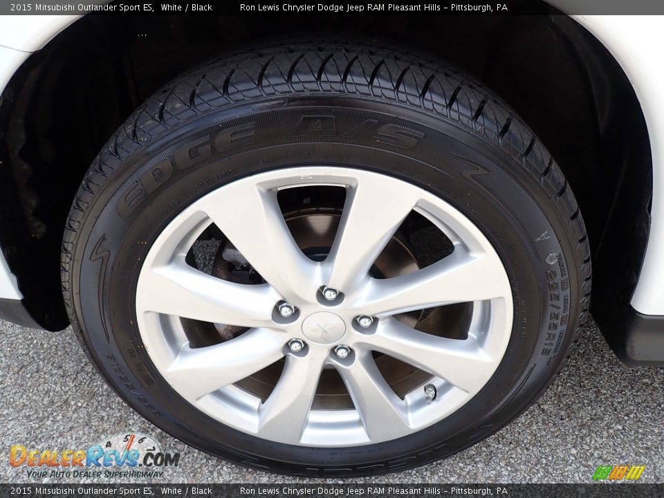 2015 Mitsubishi Outlander Sport ES White / Black Photo #10