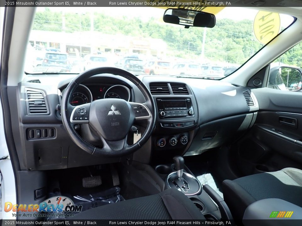2015 Mitsubishi Outlander Sport ES White / Black Photo #13