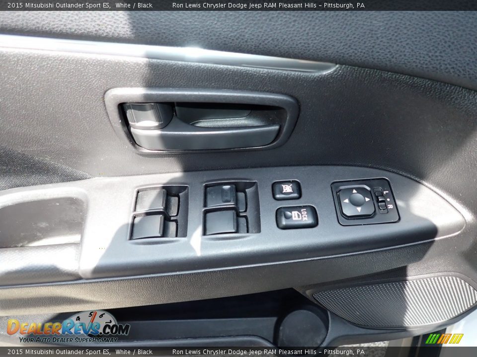 2015 Mitsubishi Outlander Sport ES White / Black Photo #14