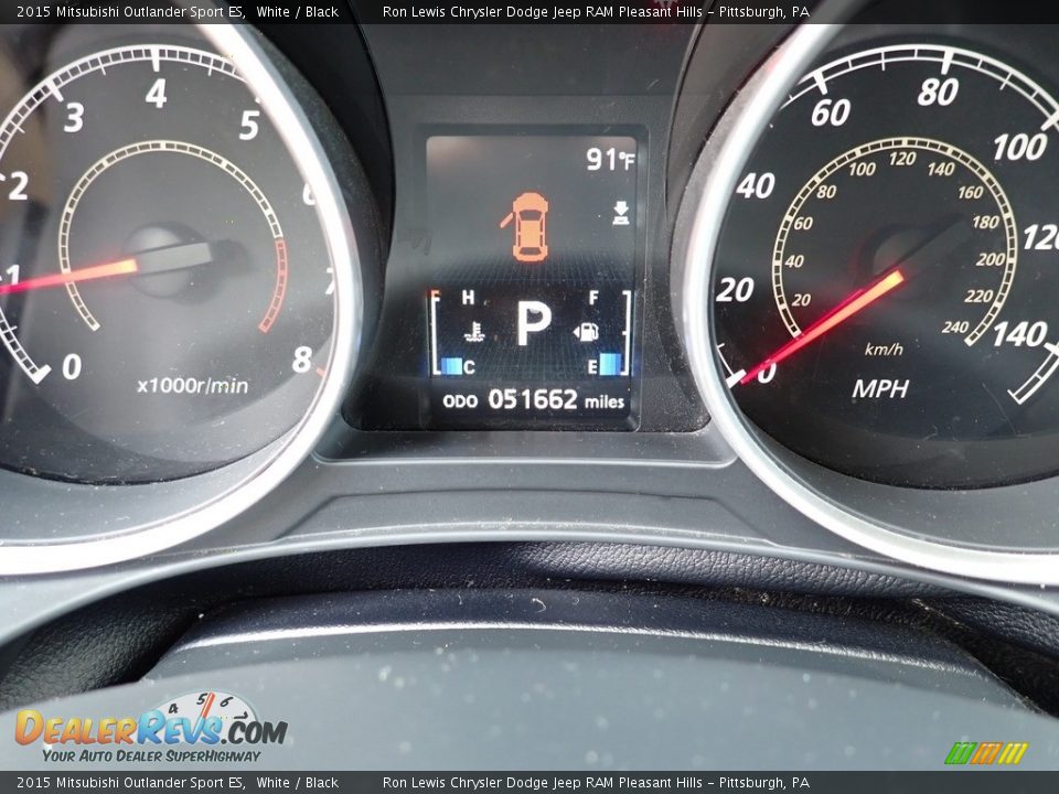 2015 Mitsubishi Outlander Sport ES White / Black Photo #20