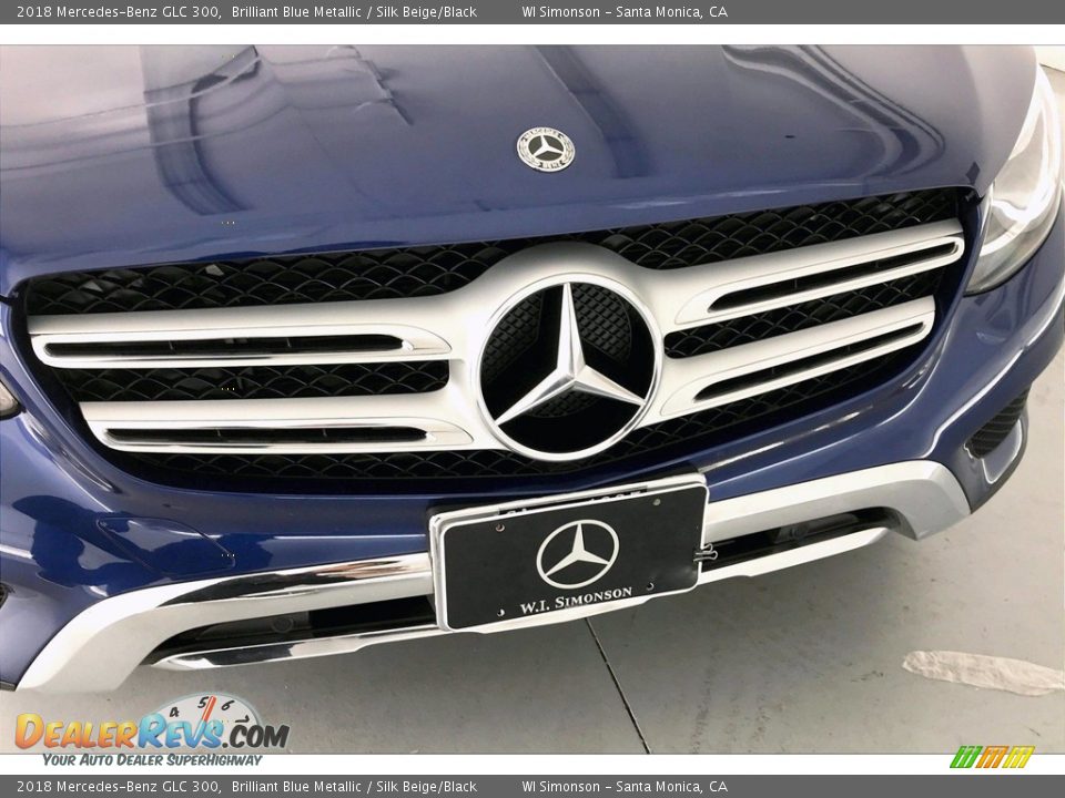 2018 Mercedes-Benz GLC 300 Brilliant Blue Metallic / Silk Beige/Black Photo #32