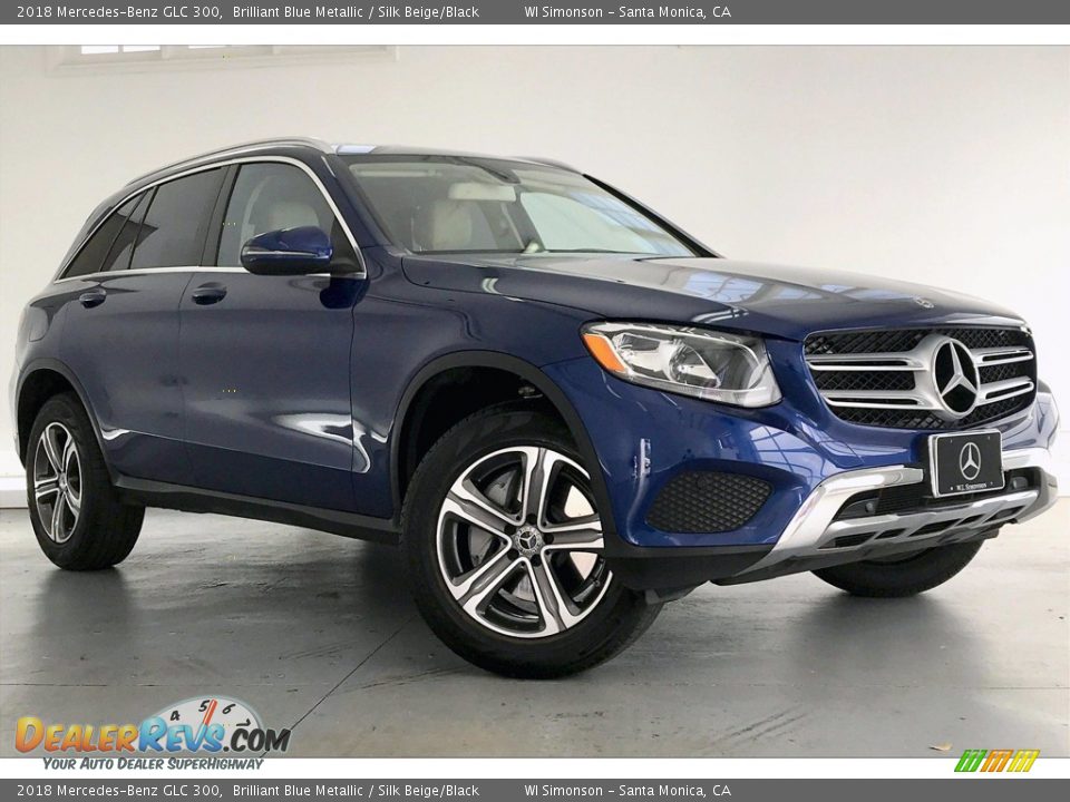 2018 Mercedes-Benz GLC 300 Brilliant Blue Metallic / Silk Beige/Black Photo #33