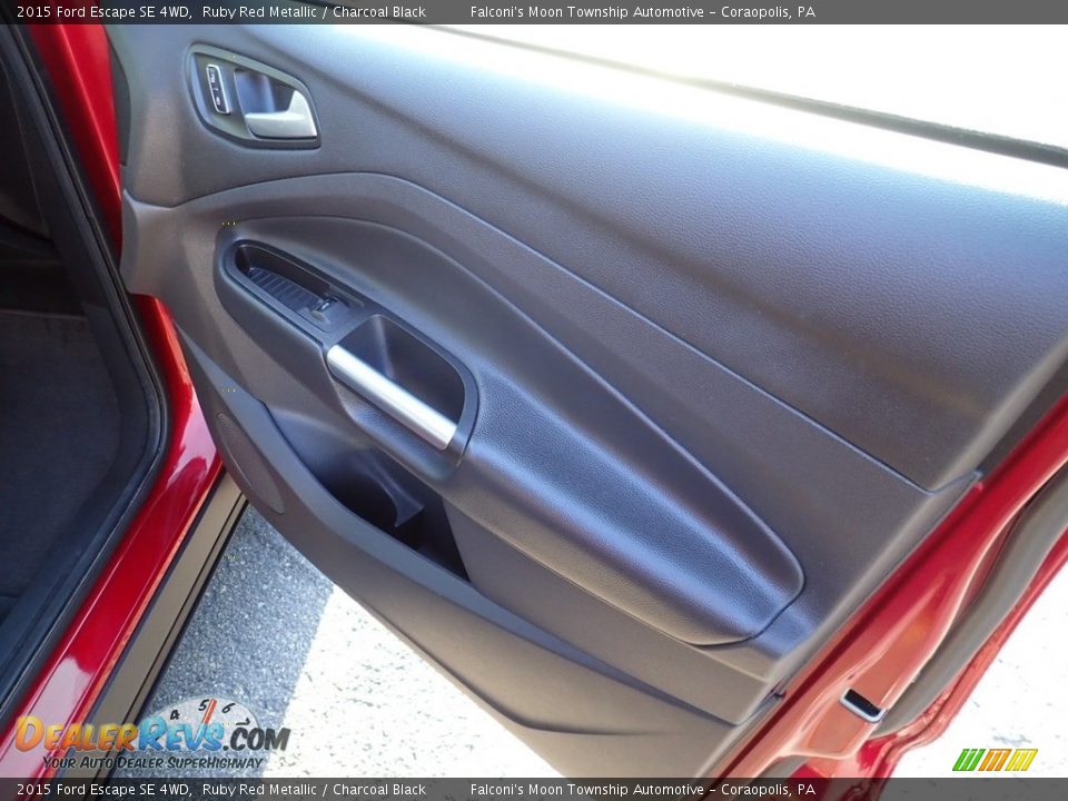2015 Ford Escape SE 4WD Ruby Red Metallic / Charcoal Black Photo #13