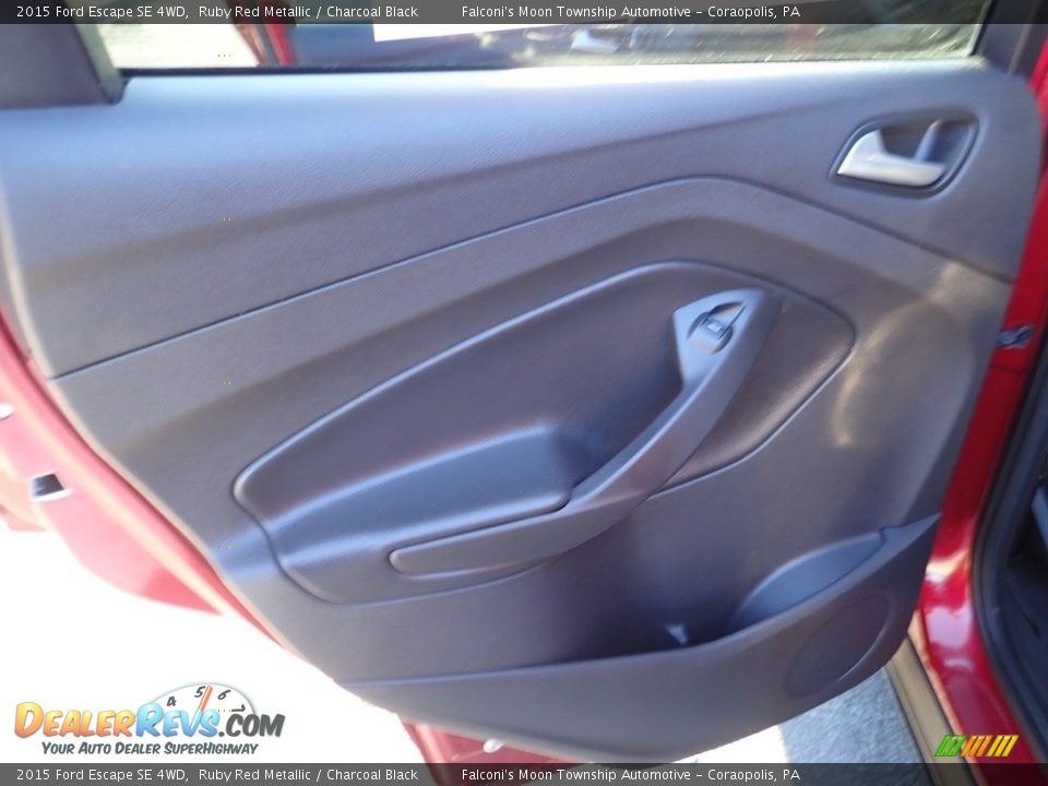 2015 Ford Escape SE 4WD Ruby Red Metallic / Charcoal Black Photo #18