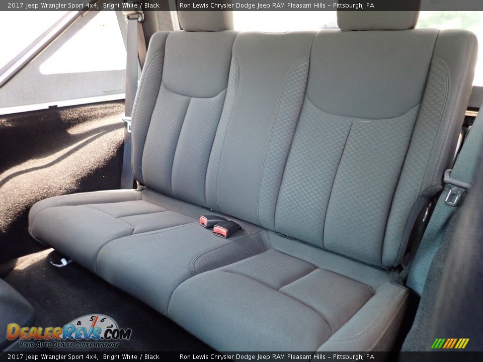 2017 Jeep Wrangler Sport 4x4 Bright White / Black Photo #12