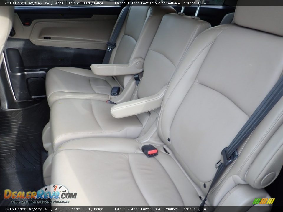 2018 Honda Odyssey EX-L White Diamond Pearl / Beige Photo #17