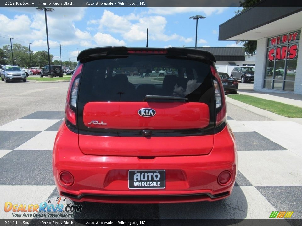 2019 Kia Soul + Inferno Red / Black Photo #4