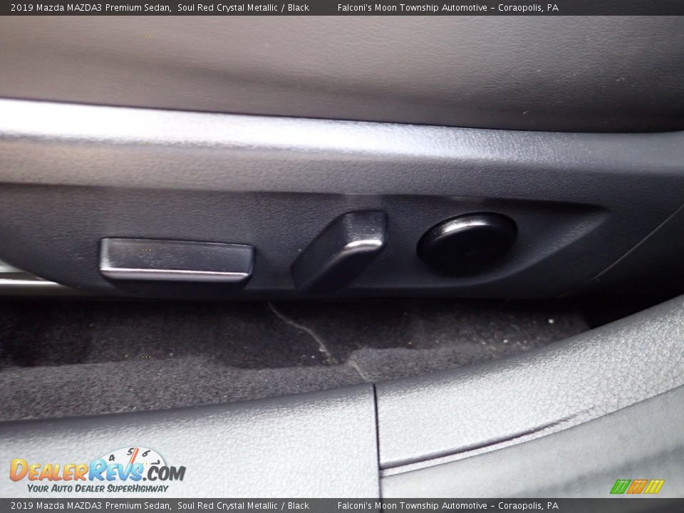 2019 Mazda MAZDA3 Premium Sedan Soul Red Crystal Metallic / Black Photo #19