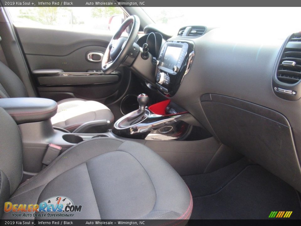 2019 Kia Soul + Inferno Red / Black Photo #13