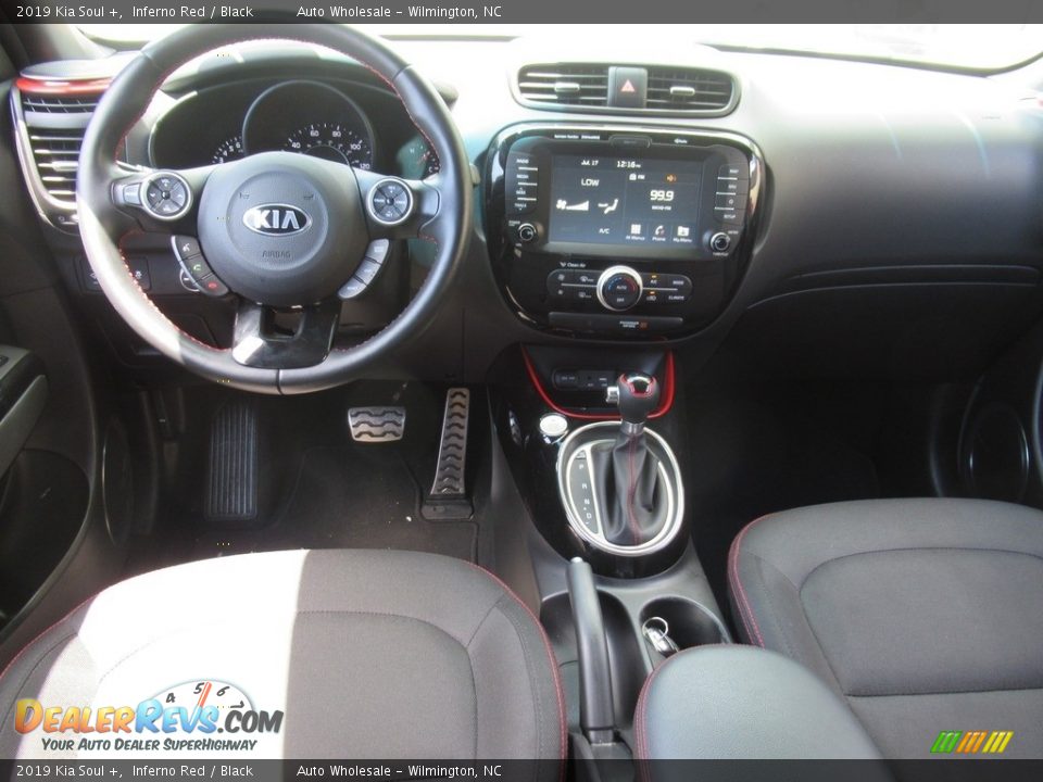 2019 Kia Soul + Inferno Red / Black Photo #15