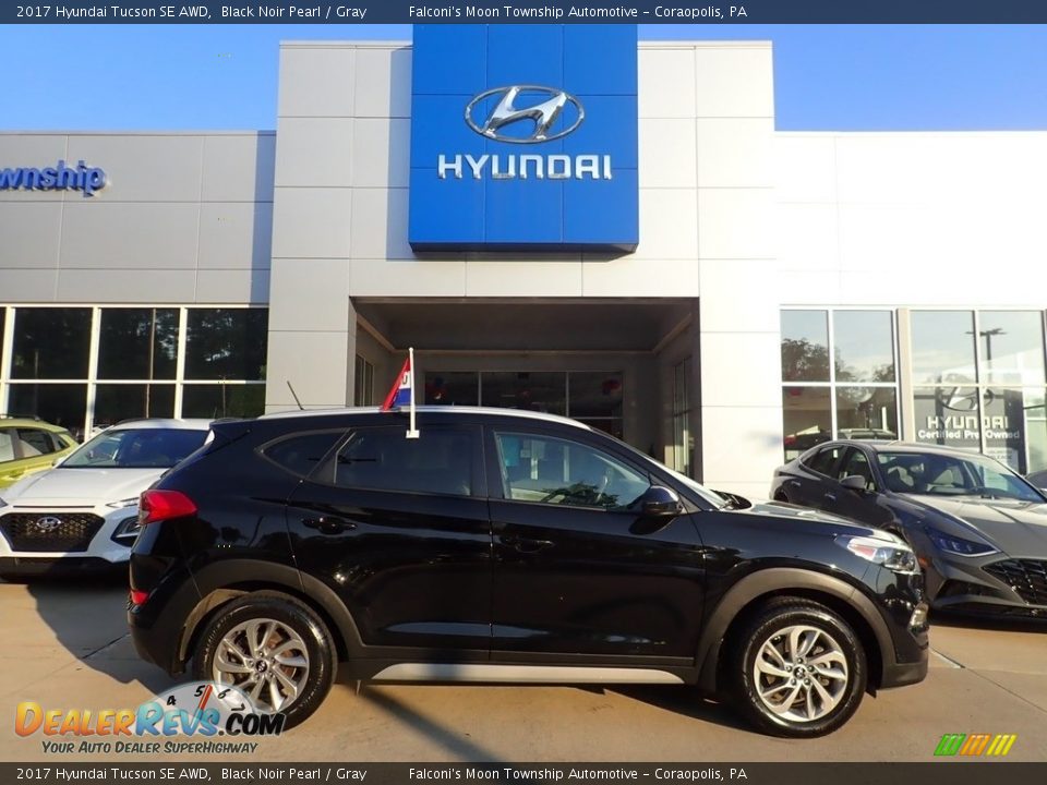 2017 Hyundai Tucson SE AWD Black Noir Pearl / Gray Photo #1