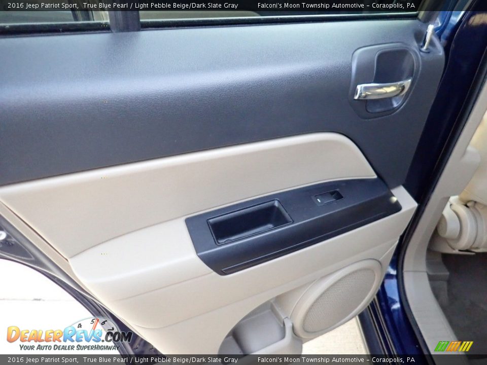2016 Jeep Patriot Sport True Blue Pearl / Light Pebble Beige/Dark Slate Gray Photo #19