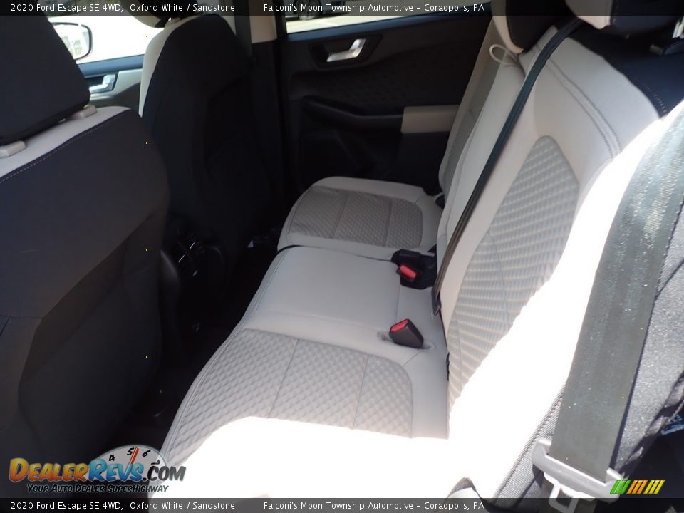 2020 Ford Escape SE 4WD Oxford White / Sandstone Photo #8