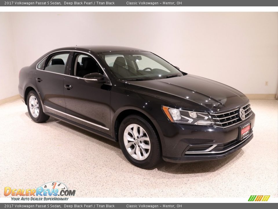 2017 Volkswagen Passat S Sedan Deep Black Pearl / Titan Black Photo #1