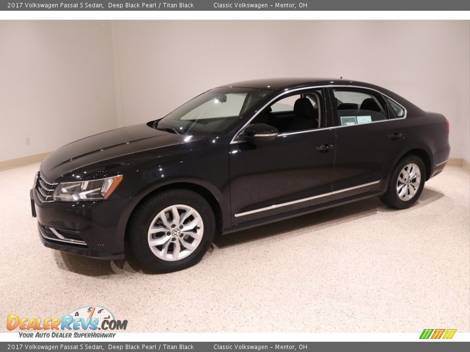 2017 Volkswagen Passat S Sedan Deep Black Pearl / Titan Black Photo #3