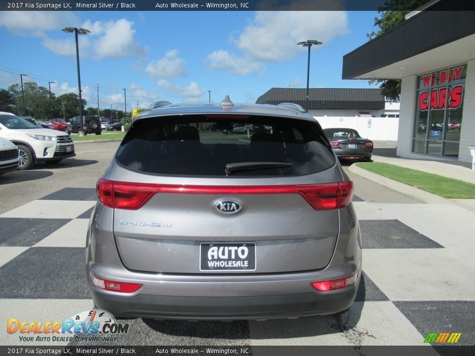 2017 Kia Sportage LX Mineral Silver / Black Photo #4