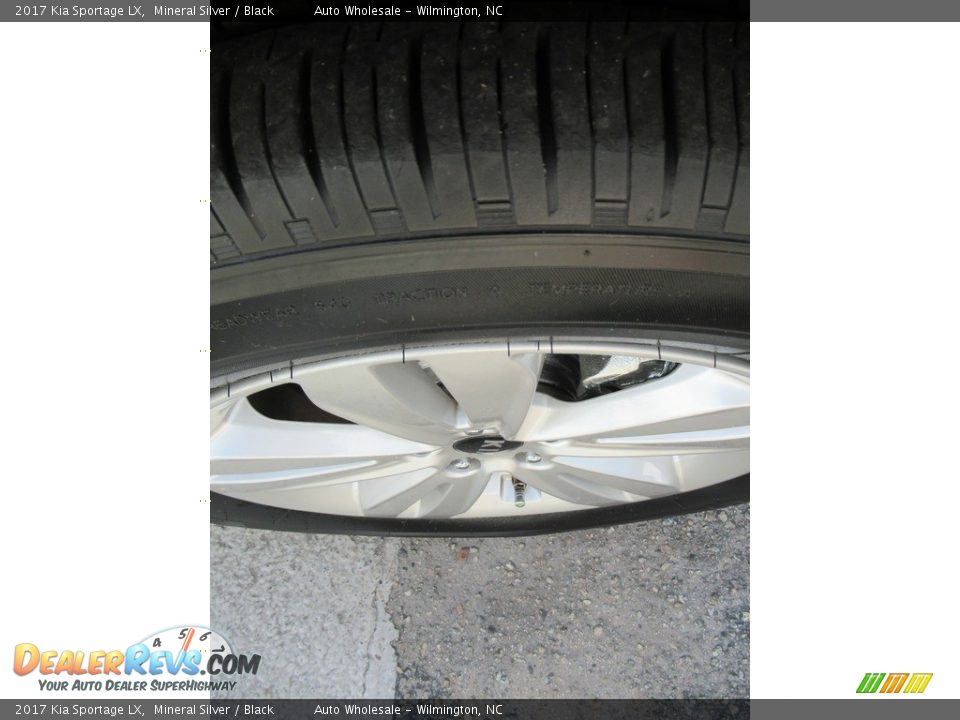 2017 Kia Sportage LX Mineral Silver / Black Photo #8