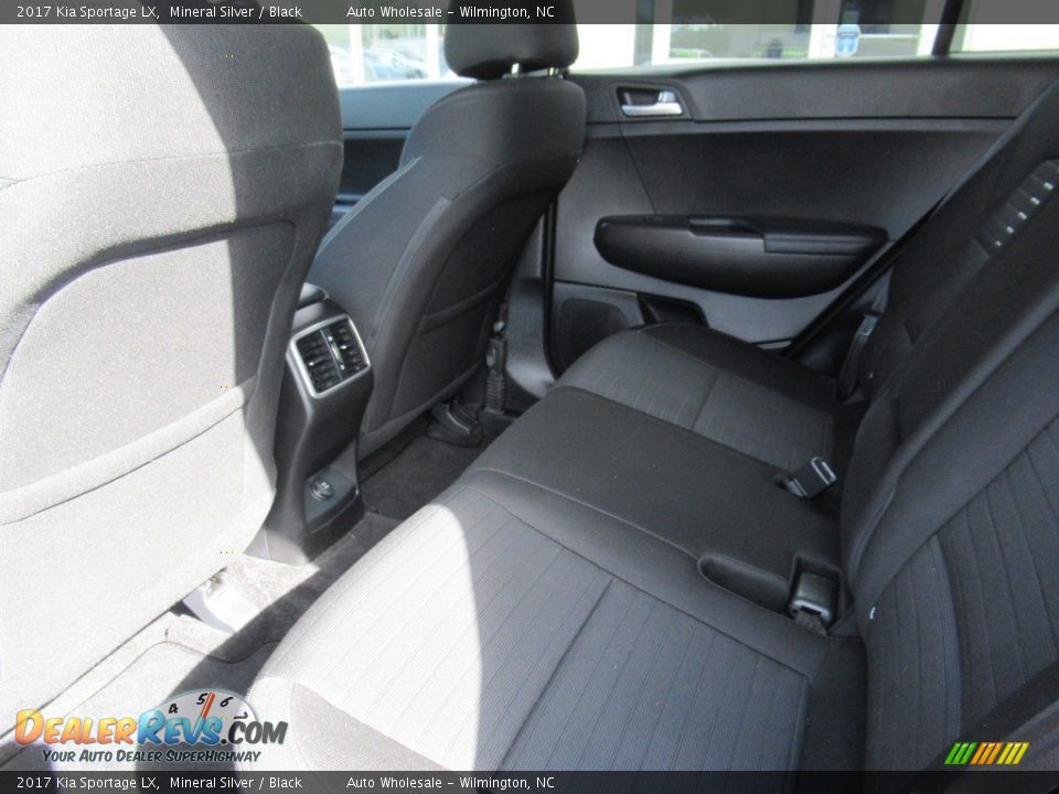 2017 Kia Sportage LX Mineral Silver / Black Photo #12