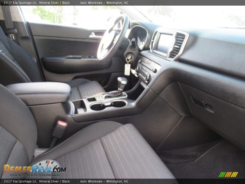 2017 Kia Sportage LX Mineral Silver / Black Photo #13