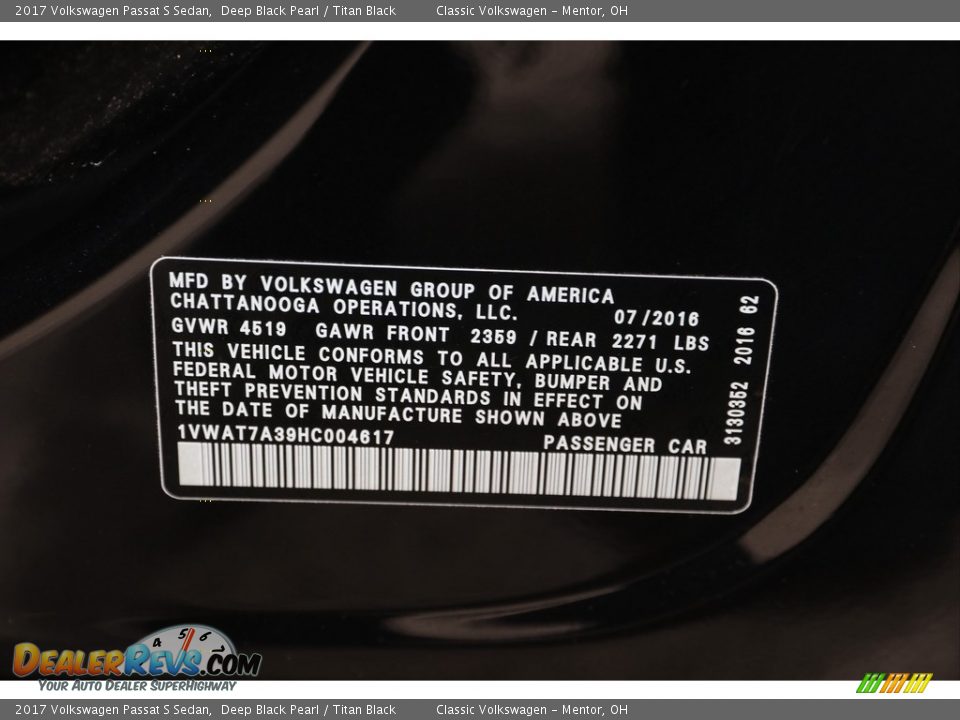 2017 Volkswagen Passat S Sedan Deep Black Pearl / Titan Black Photo #21