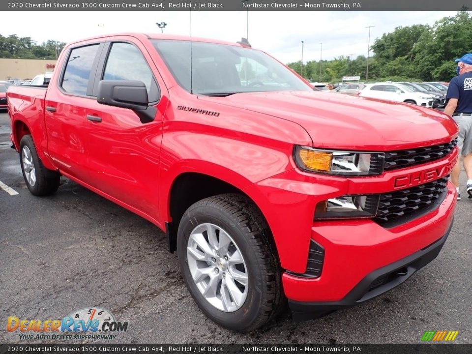 2020 Chevrolet Silverado 1500 Custom Crew Cab 4x4 Red Hot / Jet Black Photo #6