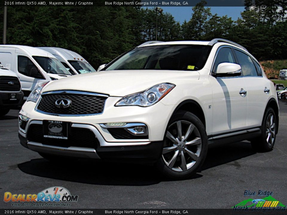 Front 3/4 View of 2016 Infiniti QX50 AWD Photo #1