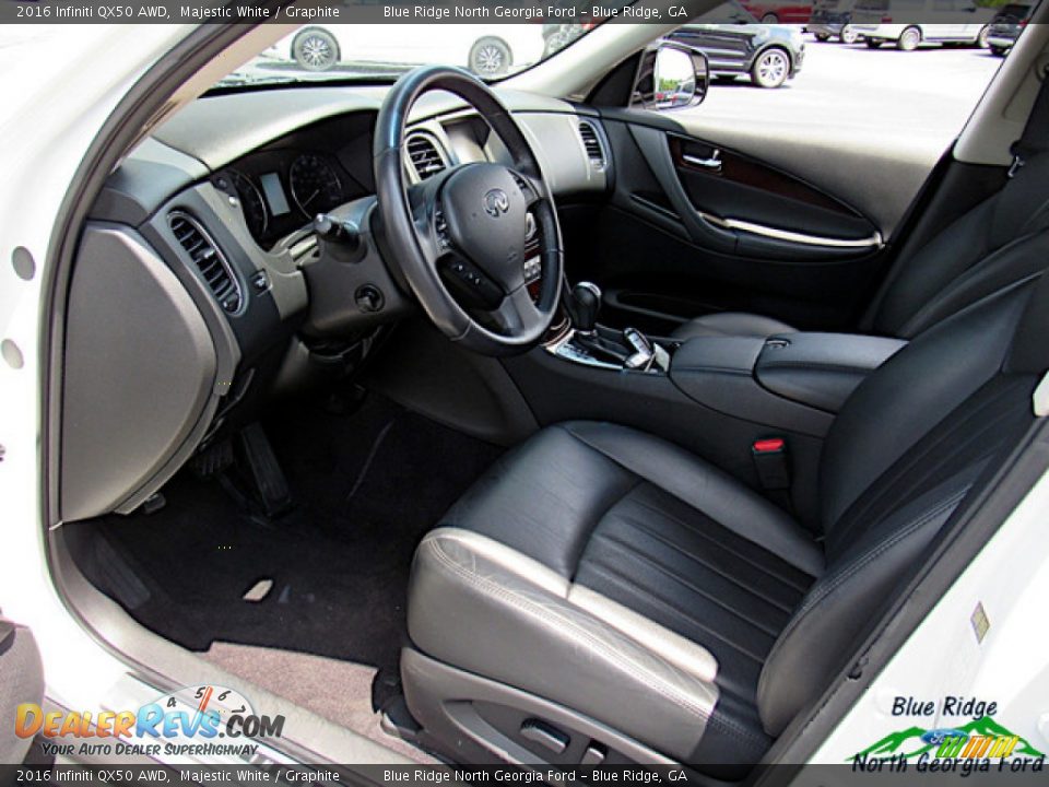 Front Seat of 2016 Infiniti QX50 AWD Photo #11