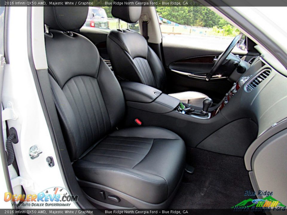 Front Seat of 2016 Infiniti QX50 AWD Photo #13