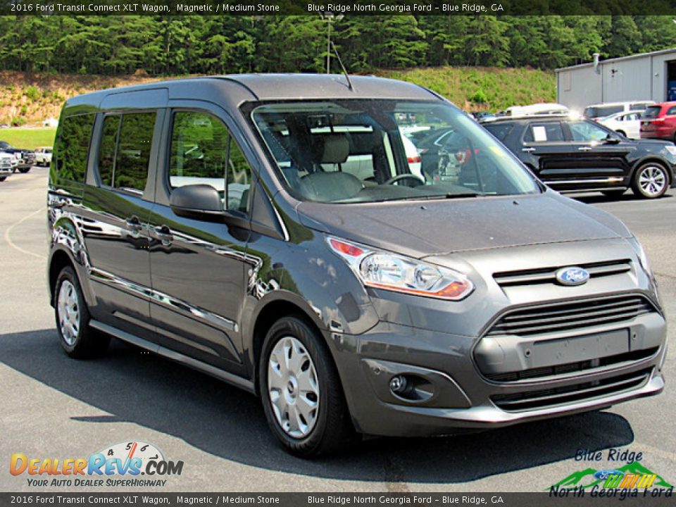 Front 3/4 View of 2016 Ford Transit Connect XLT Wagon Photo #7