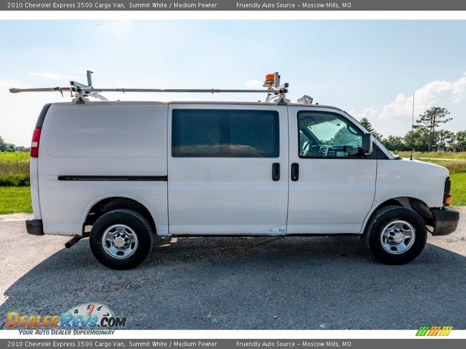 2010 Chevrolet Express 3500 Cargo Van Summit White / Medium Pewter Photo #2