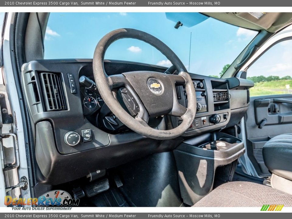 2010 Chevrolet Express 3500 Cargo Van Summit White / Medium Pewter Photo #11