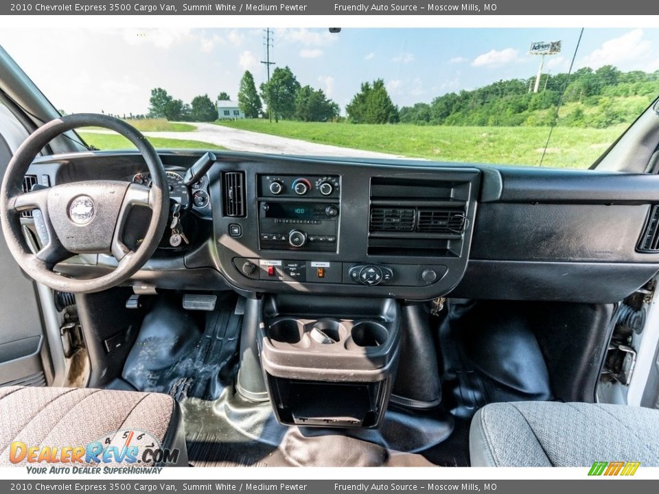 2010 Chevrolet Express 3500 Cargo Van Summit White / Medium Pewter Photo #18