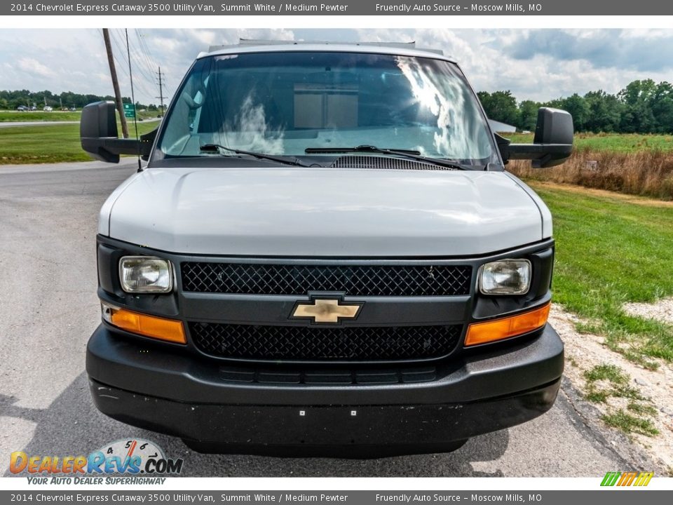 2014 Chevrolet Express Cutaway 3500 Utility Van Summit White / Medium Pewter Photo #9