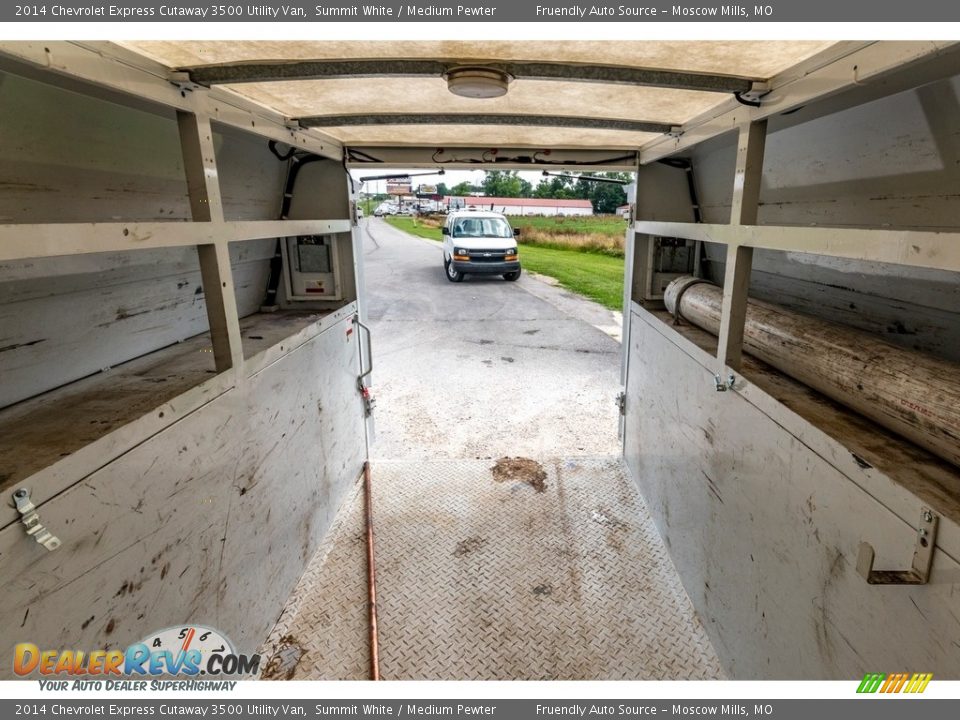 2014 Chevrolet Express Cutaway 3500 Utility Van Summit White / Medium Pewter Photo #30