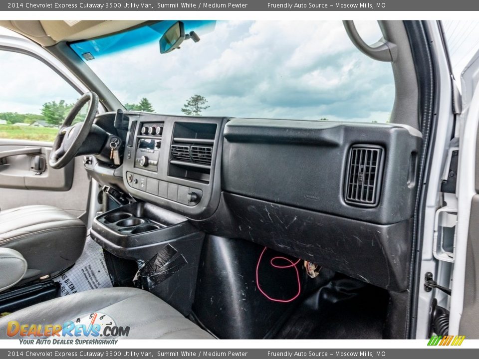 2014 Chevrolet Express Cutaway 3500 Utility Van Summit White / Medium Pewter Photo #36